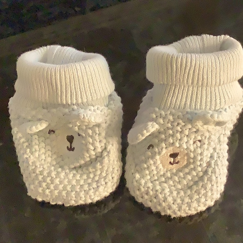 Blue Bear Knit Booties size newborn